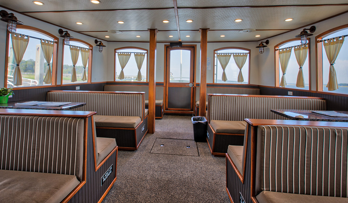 Photo of passenger lounge on Haig Point II