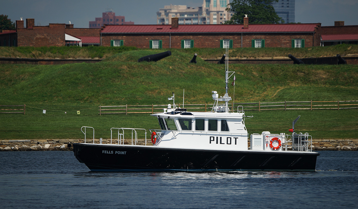 Photo of Fells Point pilot boat running